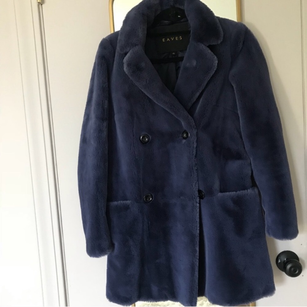 Eaves XS coat